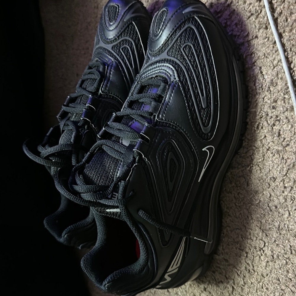 Nike 98 Air Max Supreme